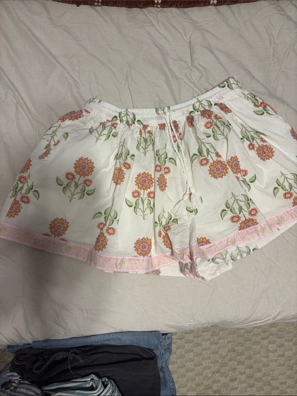 Old Navy flowy shorts